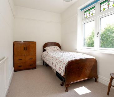 4 bedroom semi-detached house to rent - Photo 6