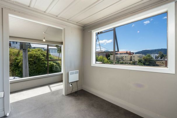 Affordable Living in Heart of Dunedin - Photo 1