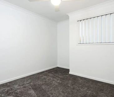 Modern, Immaculate Living in Prime Acacia Ridge - Photo 4