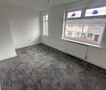 2 bedroom property to rent - Photo 3