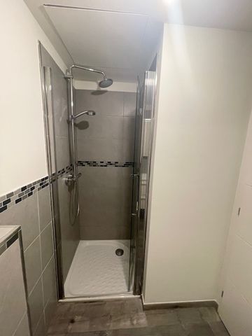 Location Appartement 2 pièces 34m² BASTIA 20200 - Photo 2