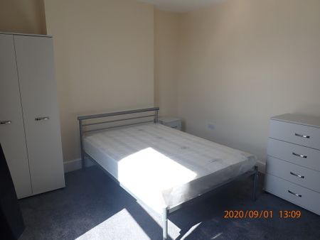 Nunnery Lane, South Bank - P10392 - Photo 3