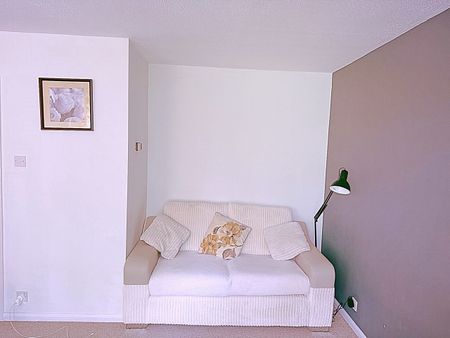 1 Bed Flat, Linksfield Gardens, AB24 - Photo 2