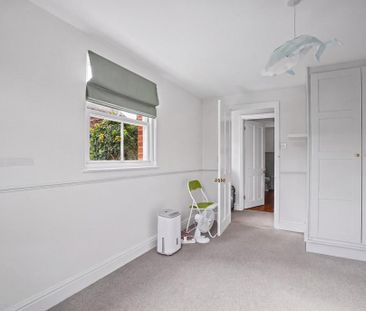 4 bedroom detached house to rent - Photo 5