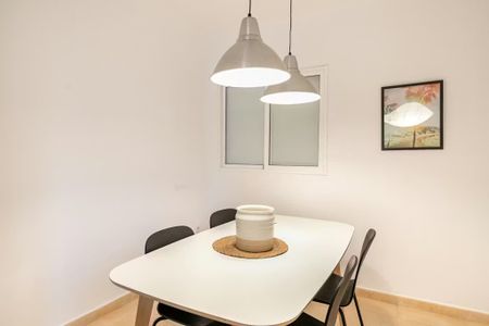 Carrer de Sepúlveda, Barcelona, Catalonia 08015 - Photo 5