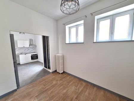 Location Appartement 3 pièces 47m² LES SABLES D OLONNE 85100 - Photo 5