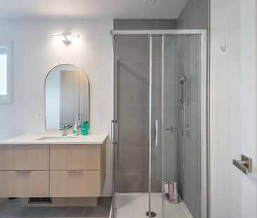 Maison à étages - 5850 Rue Alain - Photo 2