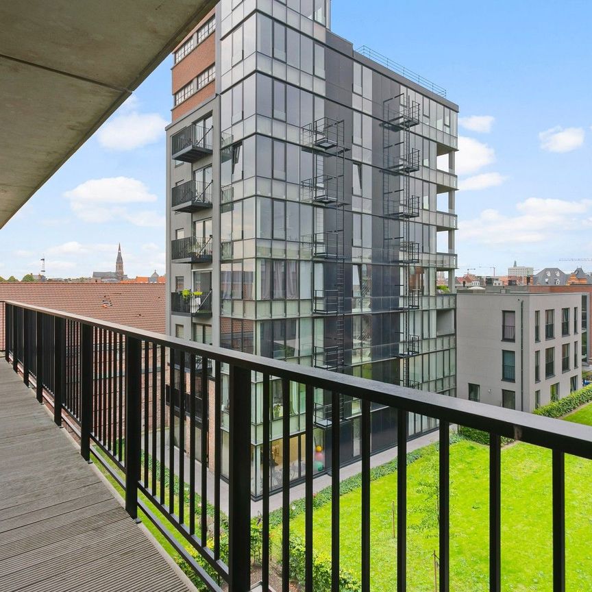 Gemeubeld hoekappartement met terrassen te huur voor 1 jaar - inclusief parking en fietsenstalling - Foto 1