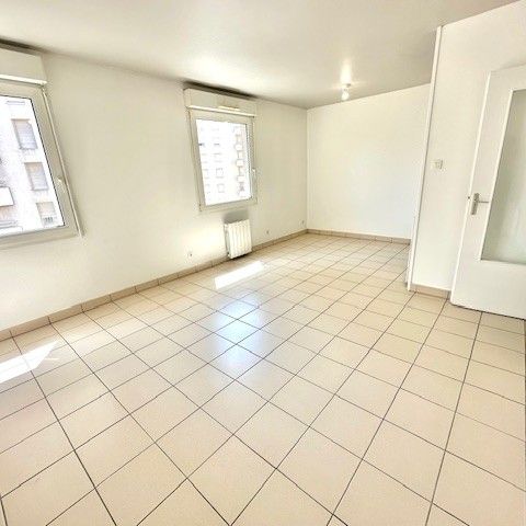 Location Appartement 1 pièce 29m² VILLEURBANNE 69100 - Photo 1