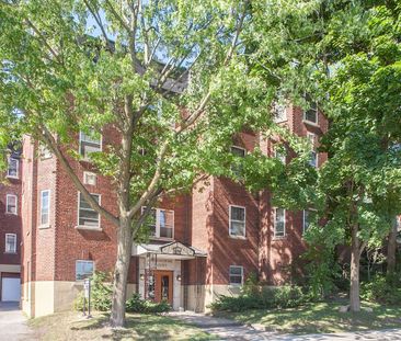 266 Lansdowne Avenue - Photo 3