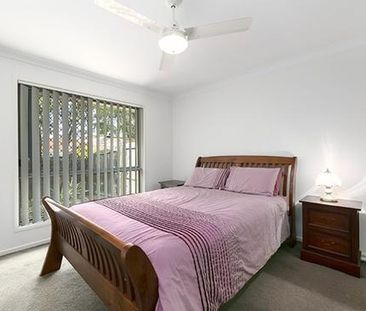 Durack Townhouse with Space, Comfort & Location - Gym & Pool Faciti... - Photo 1