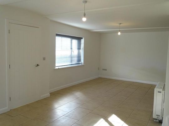 3 bedroom detached house to rent - Photo 1