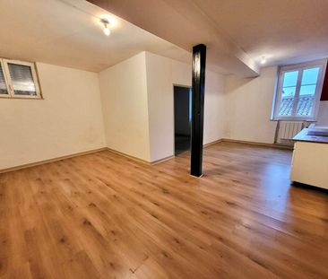 Location appartement 2 pièces 49 m² à Bourg-en-Bresse (01000) - Photo 3