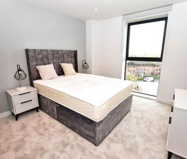 3 bedroom flat to rent - Photo 6