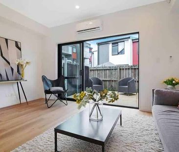 Modern Comfort Meets Everyday Convenience - Photo 1