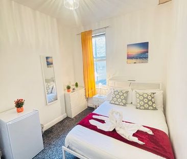 Room in a Shared House, Mossford St, E3 - Photo 3