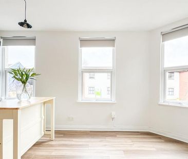 2 bedroom flat to rent - Photo 6