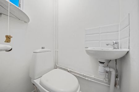 Heather Close, Warrington - Photo 3