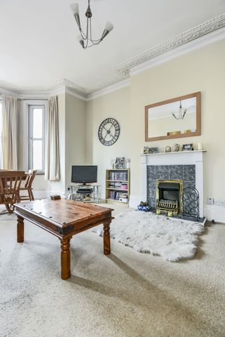 Lavender Hill, Battersea, London, SW11 - Photo 2