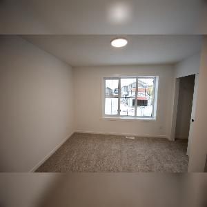 2 Bed 2 Bath Townhouse Westpark Fort Saskatchewan - Photo 3