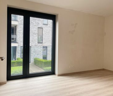 Luxe appartement met ondergrondse stnplts en berging - Photo 2