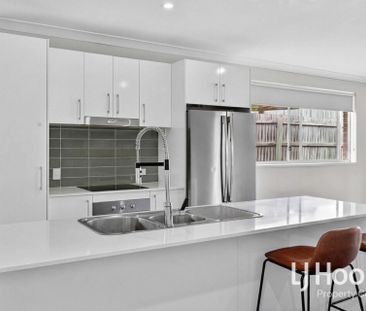Modern Family Living - Unbeatable Location - Great Size Backyard - Photo 5
