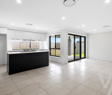 26 Wattawan Crescent, Anambah NSW 2320 - House For Rent | Domain - Photo 6