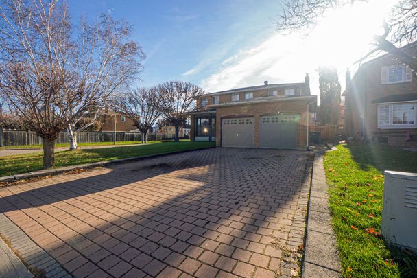 For Lease - 10 Braidwood Lake Road, Brampton, Ontario - Photo 1