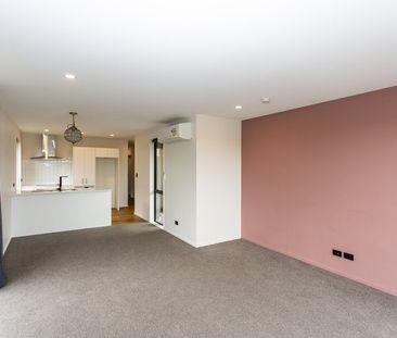 Lovely 3 bedroom family home in Rolleston! - Photo 2