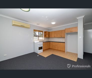 1/2978 Albany Hwy, Kelmscott, WA 6111 - Photo 1