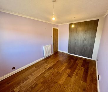 4 bedroom semi-detached house to rent - Photo 4