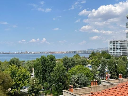 Διαμέρισμα για ενοικίαση Νέα Παραλία (Ανάληψη - Μπότσαρη - Νέα Παραλία) - Photo 1