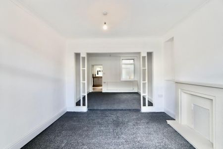 3 bedroom terraced house to rent - Photo 4