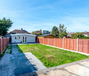 4 bedroom semi-detached house to rent - Photo 1