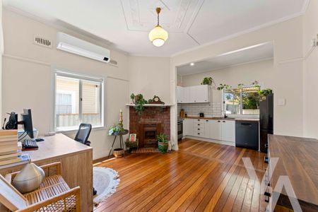 39 Sunderland Street, Mayfield NSW 2304 - House For Rent | Domain - Photo 3