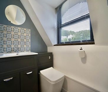 Apartment 7, 207 High Street - Photo 1