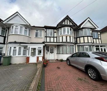 Warden Avenue, Harrow, HA2 - Photo 1