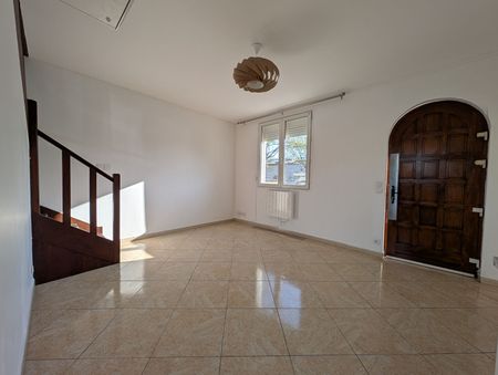 Location Appartement 4 pièces 65m² - Photo 5