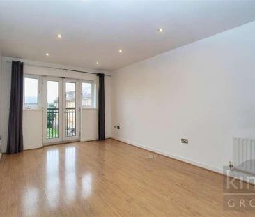 Foundry Gate, Waltham Cross, EN8 - Photo 6