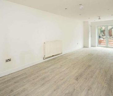 Malden Road, London, NW5 - Photo 2