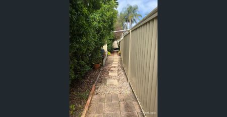 Modern 2-Bedroom Granny Flat in Quiet Marsden Location - Photo 4