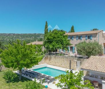 Gordes - Charmante maison provençale avec piscine et vue - Photo 1