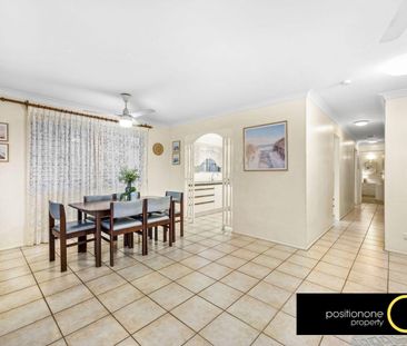 Move in before Christmas! Ideal location! - Photo 4