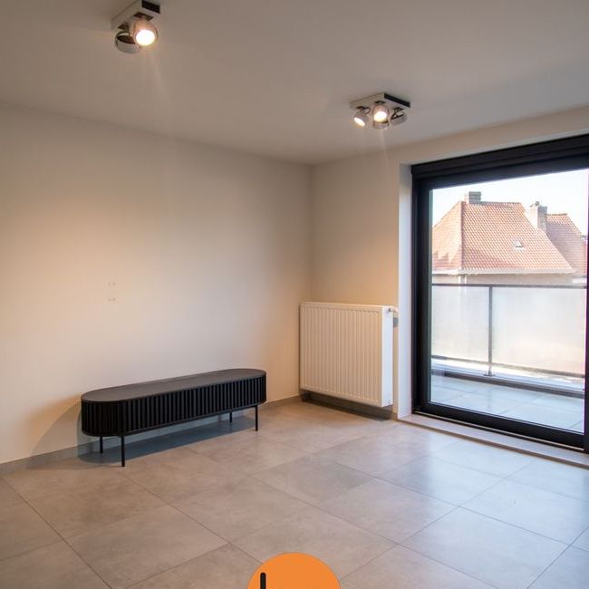 Appartement te huur in Kortrijk voor € 895 met 2 slaapkamers - Photo 1