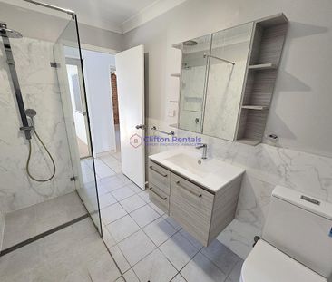 Neat & Tidy Townhouse in Ultra Convenient Location - Photo 3