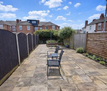 2 bedroom terraced house to rent - Photo 4