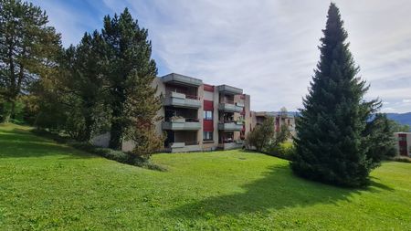 5.5-room apartment on the ground floor - Photo 2