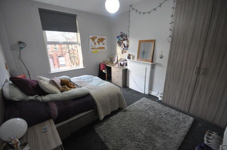 5 bedroom terraced house to rent - Photo 4