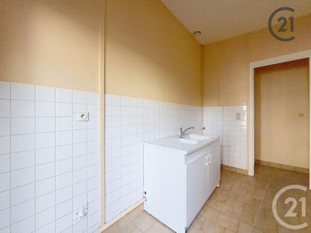 Location Maison 2 pièces 30m² STE SAVINE 10300 - Photo 2