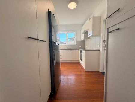 Nestled in the heart of Whau Valley - Photo 2